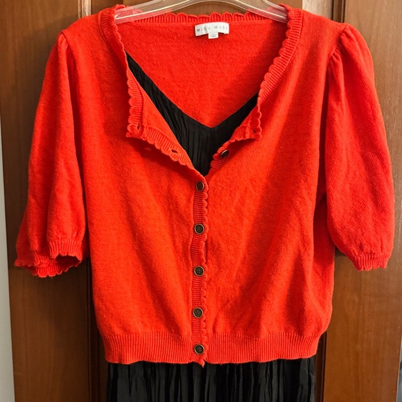 Red Button-Up Cardigan - Picture 2 of 4